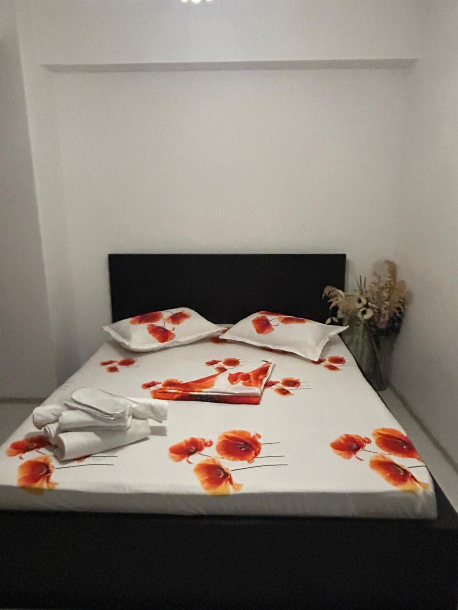 Enzso Residence Ap 2 Cam,Piata Natiunile Unite, Nr3-5,Bloc B2, Sc2, Et 1, Ap34 부쿠레슈티 외부 사진
