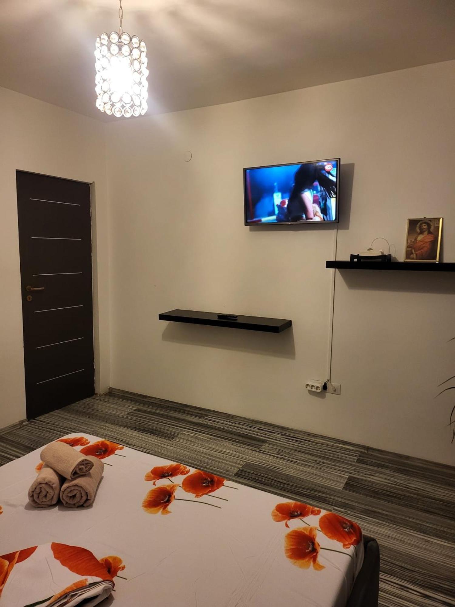 Enzso Residence Ap 2 Cam,Piata Natiunile Unite, Nr3-5,Bloc B2, Sc2, Et 1, Ap34 부쿠레슈티 외부 사진
